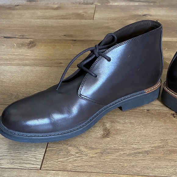 Cole Haan Hawthorne leather chukka boots size 11 main image 4